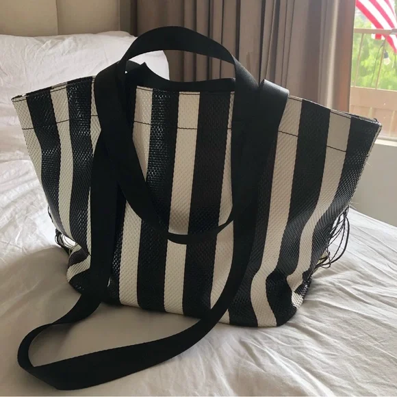 ZARA【NEW】STRIPED FABRIC TOTE BAG Zara | Bags | Zara Stripped Tote | Poshmark